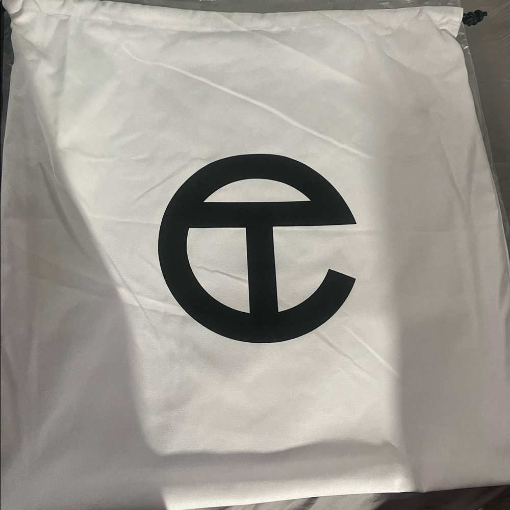 100% Authentic Large TELFAR shopping bag. Hot pink in color